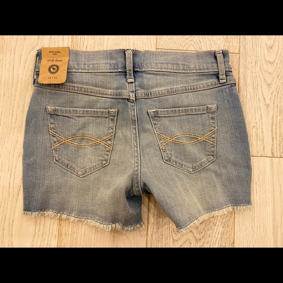 Girls denim shorts - Picture 2 of 2